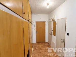 Prodej bytu 2+1, Praha - Břevnov, Šantrochova, 55 m2