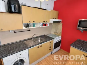 Prodej bytu 2+1, Praha - Břevnov, Šantrochova, 55 m2
