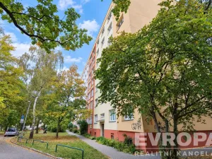 Prodej bytu 2+1, Praha - Břevnov, Šantrochova, 55 m2
