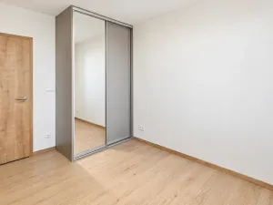 Pronájem bytu 2+kk, Praha, Haenkeho, 43 m2