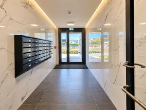 Pronájem bytu 2+kk, Praha, Haenkeho, 43 m2