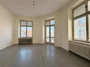 Pronájem bytu 3+1, Plzeň - Vnitřní Město, Zbrojnická, 121 m2