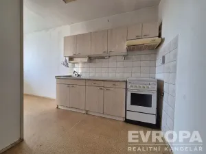 Pronájem bytu 5+1, Praha - Vinoř, Uherská, 100 m2