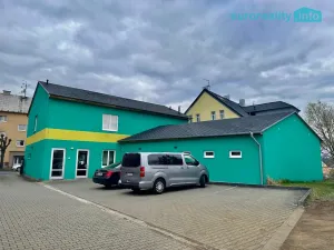 Pronájem bytu 1+kk, Karlovy Vary, Závodu míru, 40 m2