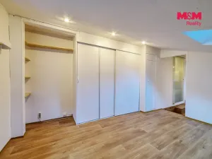 Pronájem bytu 1+1, Mariánské Lázně, Třebízského, 29 m2