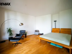 Pronájem bytu 2+kk, Praha - Smíchov, Pod Hybšmankou, 53 m2