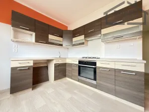 Prodej bytu 4+1, Tachov, Želivského, 80 m2