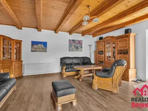 Prodej rodinného domu, Lukavice, 213 m2