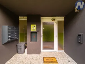 Pronájem komerční nemovitosti, Chroboly, 21 m2