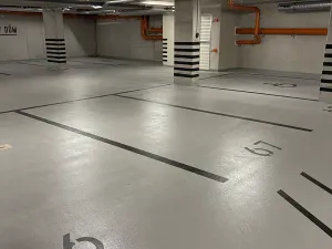 Pronájem garážového stání, Brno, Bratislavská, 14 m2