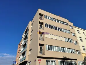 Pronájem bytu 2+1, Praha - Nusle, Na Pankráci, 59 m2