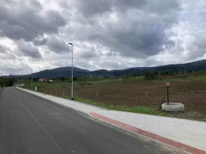 Prodej pozemku, Ostrov, Hroznětínská, 697 m2