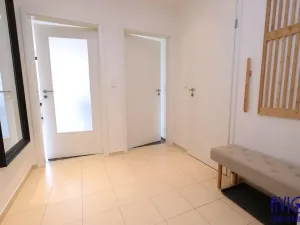 Pronájem bytu 2+kk, Praha - Stodůlky, Plzeňská, 50 m2