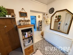 Prodej rodinného domu, Borovy, 500 m2