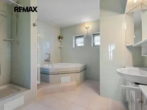 Prodej rodinného domu, Plzeň, Na Hraně, 302 m2