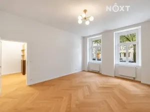 Prodej bytu 2+kk, Praha - Vinohrady, Velehradská, 43 m2