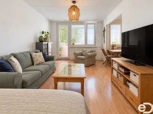 Prodej bytu 3+1, Praha, Hrabákova, 91 m2
