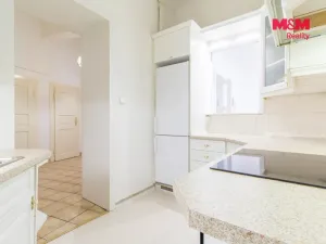 Pronájem bytu 2+1, Praha - Dejvice, Svatovítská, 60 m2