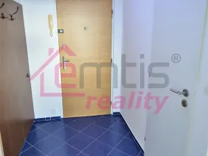 Pronájem bytu 1+kk, Praha - Kobylisy, Kyselova, 25 m2