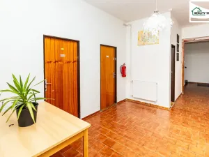 Prodej ubytování, Smolné Pece, 1015 m2