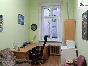 Pronájem kanceláře, Cheb, Svobody, 16 m2