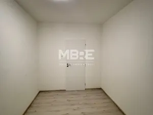 Pronájem bytu 2+kk, Žatec, Dr. Václava Kůrky, 39 m2