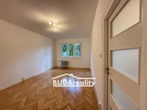 Pronájem bytu 2+1, Zlín, M. Knesla, 55 m2