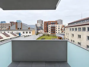 Pronájem bytu 1+kk, Praha - Holešovice, Na Maninách, 33 m2