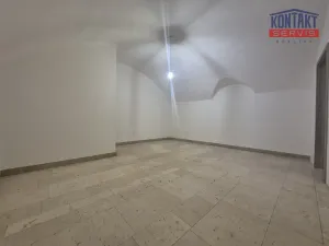 Pronájem bytu 2+1, České Budějovice, nám. Přemysla Otakara II., 80 m2