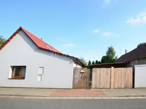 Prodej rodinného domu, Radim, 90 m2