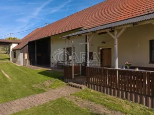 Prodej rodinného domu, Postupice - Čelivo, 451 m2