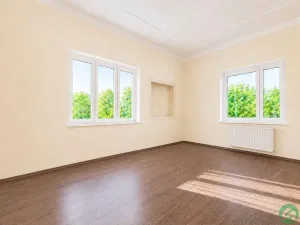 Pronájem vícegeneračního domu, Praha - Písnice, Putimská, 1500 m2