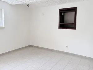 Pronájem vícegeneračního domu, Praha - Písnice, Putimská, 1500 m2
