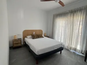 Prodej rodinného domu, Polop, Alicante, Španělsko, 215 m2