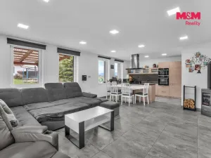 Prodej rodinného domu, Podhradí - Čejkovice, 225 m2