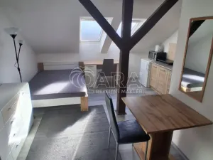 Pronájem bytu 1+kk, Praha - Smíchov, Lidická, 24 m2
