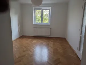 Pronájem bytu 2+1, Praha - Modřany, Ke zvonici, 56 m2