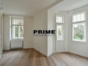 Pronájem bytu 4+kk, Praha - Vinohrady, náměstí Jiřího z Poděbrad, 118 m2