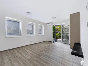 Pronájem bytu 1+kk, Lázně Bohdaneč, Družstevní, 32 m2
