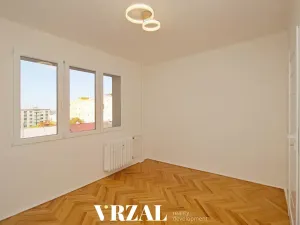 Prodej bytu 3+1, Plzeň, Partyzánská, 66 m2