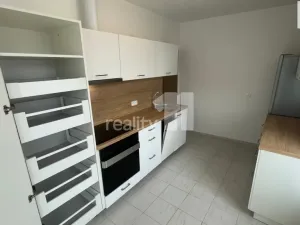 Pronájem bytu 3+1, Jiřice, 75 m2