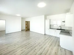 Pronájem bytu 2+kk, Tábor, Maredova, 58 m2