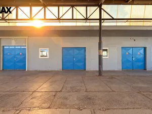 Pronájem výrobních prostor, Hradec Králové - Kukleny, Pražská třída, 280 m2