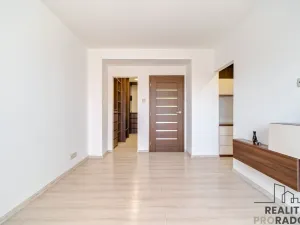Prodej bytu 2+kk, Ostrava, Vrázova, 79 m2