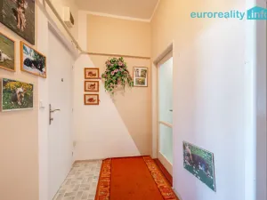 Prodej bytu 2+1, Aš, Resslova, 55 m2