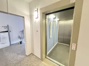 Pronájem bytu 2+kk, Praha - Kamýk, U Kamýku, 33 m2