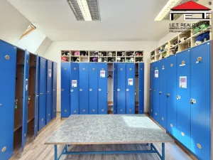 Pronájem obchodního prostoru, Brno, Orlí, 200 m2