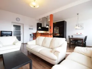 Pronájem bytu 2+kk, Praha - Vršovice, Vršovická, 77 m2