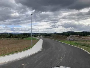 Prodej pozemku, Ostrov, Hroznětínská, 697 m2