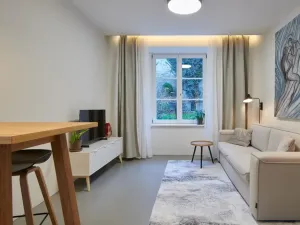 Pronájem bytu 1+kk, Praha - Smíchov, Radlická, 28 m2